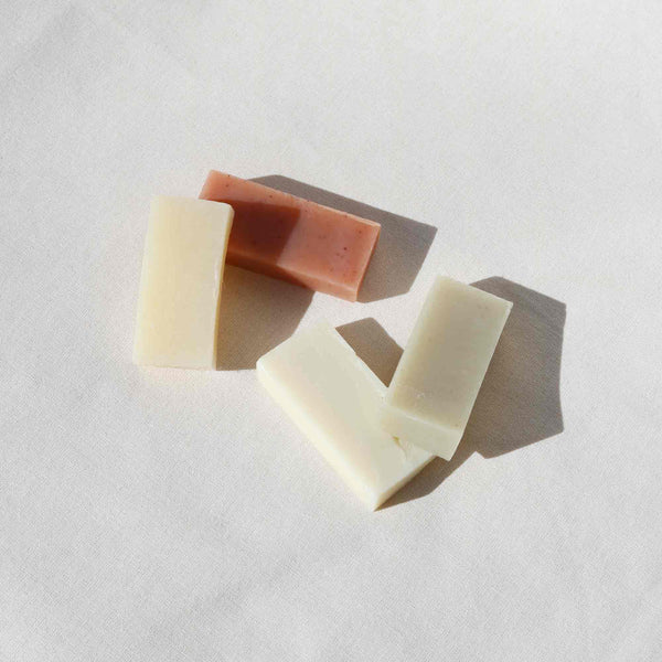 Set of 4 Shower Soaps in Cotton Bag