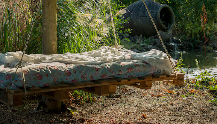 DiY: Freiluft-Hängebett aus Paletten
