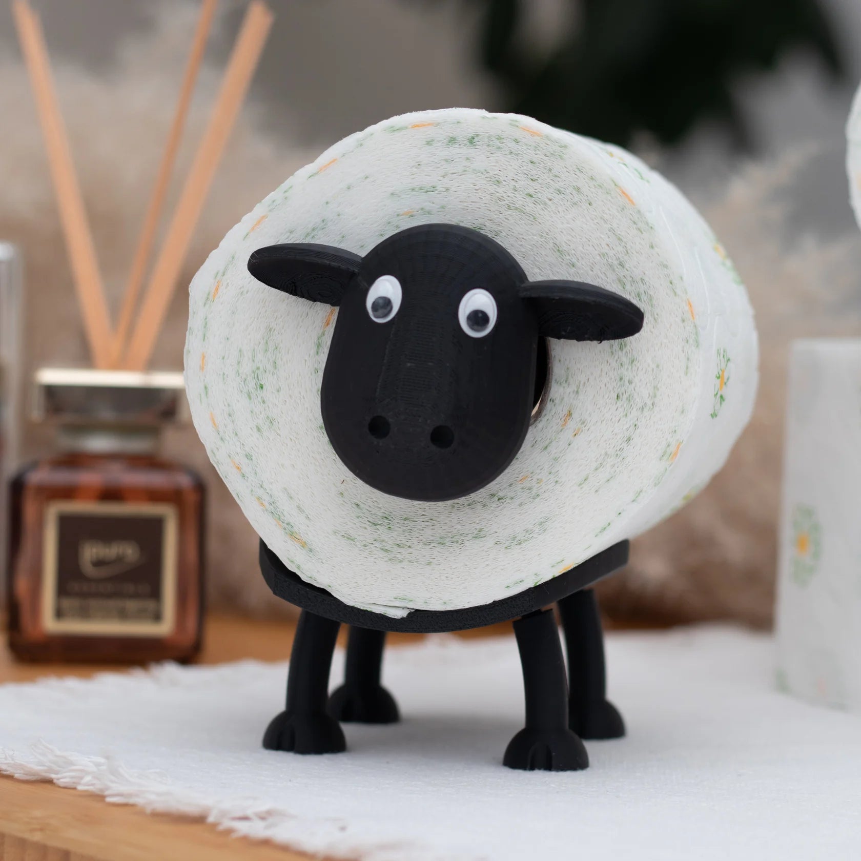 Toilet Paper Holder Sheep "Shauny"